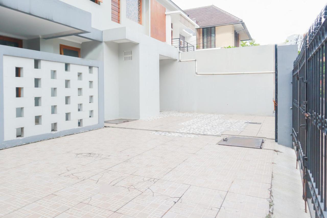Oyo 2196 Ss Homes Jakarta Exteriér fotografie