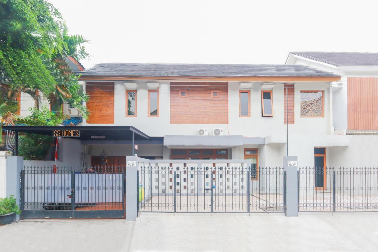 Oyo 2196 Ss Homes Jakarta Exteriér fotografie