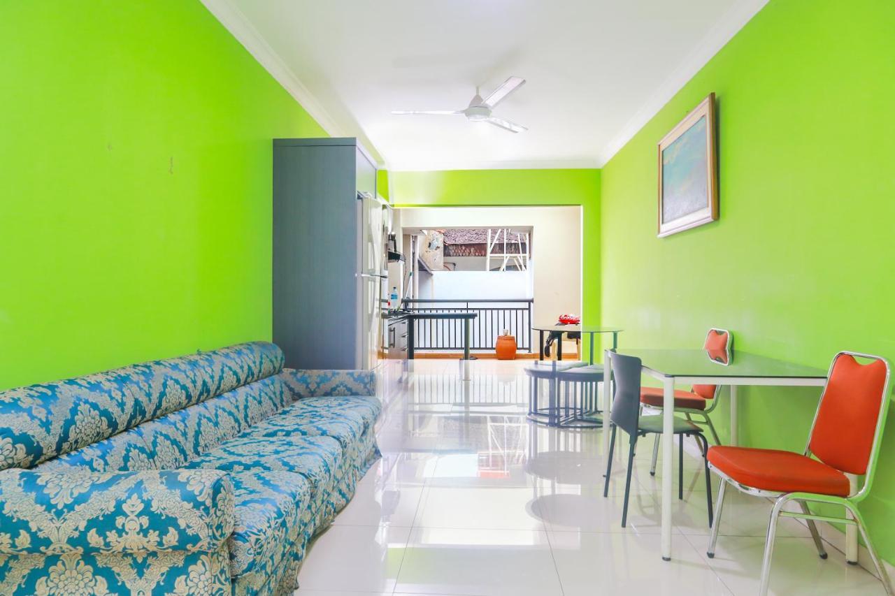 Oyo 2196 Ss Homes Jakarta Exteriér fotografie