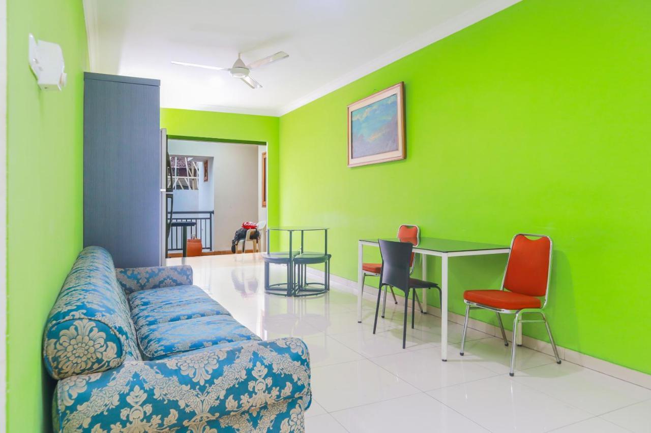 Oyo 2196 Ss Homes Jakarta Exteriér fotografie